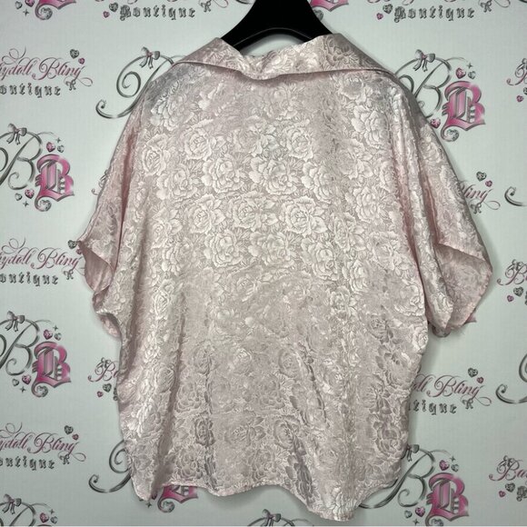 at once shiny blouse roses floral button up tshirt light weight baby pink cute - Picture 2 of 7